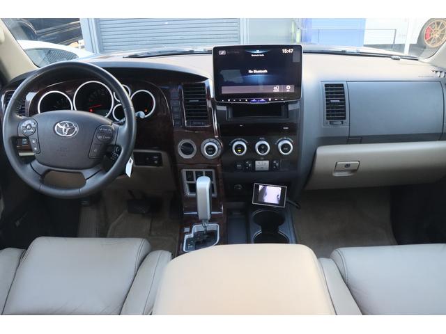 セコイア リミテッド　社外２０インチアルミ　リフトアップ　社外ヘッドライト　オーバーフェンダー　サンルーフ　ＡＬＰＩＮＥディスプレイオーディオ　ＪＢＬサウンド　Ｆ，Ｓ，Ｂカメラ　パワーシート　シートヒーター　ＥＴＣ（42枚目）