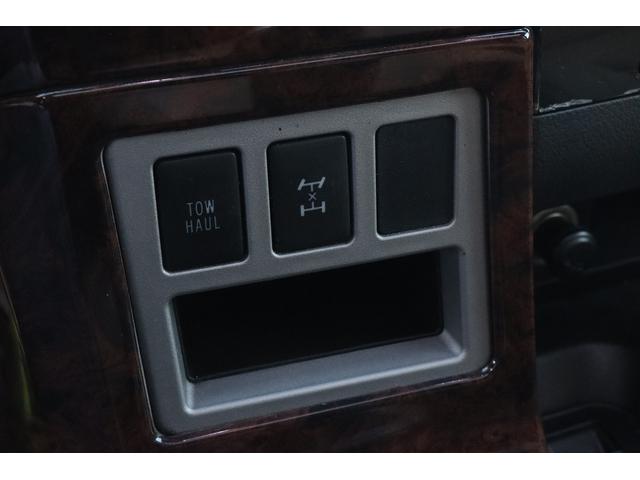 セコイア リミテッド　社外２０インチアルミ　リフトアップ　社外ヘッドライト　オーバーフェンダー　サンルーフ　ＡＬＰＩＮＥディスプレイオーディオ　ＪＢＬサウンド　Ｆ，Ｓ，Ｂカメラ　パワーシート　シートヒーター　ＥＴＣ（54枚目）