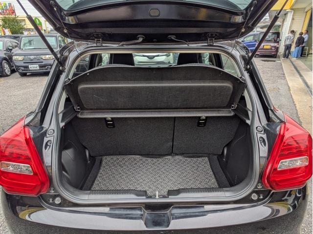 スイフト XRリミテッド 社外CDデッキ BTオーディオ USB接続 衝突軽減ブレーキ レーンアシスト 追従クルコン オートエアコン オートLED フォグ ステアリモコン 革巻ステア 純正16インチアルミ シートヒーター(10枚目)