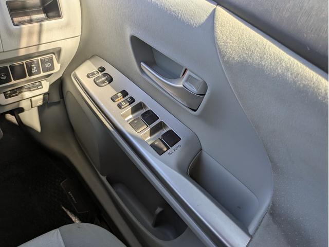 プリウスアルファ Ｓ　純正ＳＤナビ　ＢＴオーディオ　フルセグ　ＤＶＤ　ミュージックサーバー　　バックカメラ　障害物センサー　オートエアコン　オートＬＥＤ　フォグ　ステアリモコン　ドラレコ　純正１６インチアルミ　ＥＴＣ（25枚目）