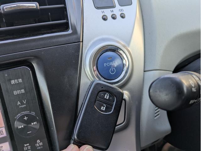 プリウスアルファ Ｓ　純正ＳＤナビ　ＢＴオーディオ　フルセグ　ＤＶＤ　ミュージックサーバー　　バックカメラ　障害物センサー　オートエアコン　オートＬＥＤ　フォグ　ステアリモコン　ドラレコ　純正１６インチアルミ　ＥＴＣ（26枚目）