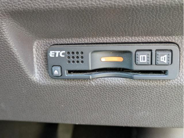 フリード Ｇ・ホンダセンシング　純正メモリーナビ　ＢＴオーディオ　フルセグ　ＤＶＤ　ミュージックサーバー　バックカメラ　衝突軽減ブレーキ　レーンアシスト　追従クルコン　ドラレコ　両側パワスラ　ステアリモコン　オートエアコン　ＥＴＣ（19枚目）