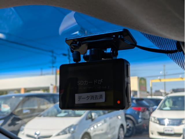 フリード Ｇ・ホンダセンシング　純正メモリーナビ　ＢＴオーディオ　フルセグ　ＤＶＤ　ミュージックサーバー　バックカメラ　衝突軽減ブレーキ　レーンアシスト　追従クルコン　ドラレコ　両側パワスラ　ステアリモコン　オートエアコン　ＥＴＣ（20枚目）