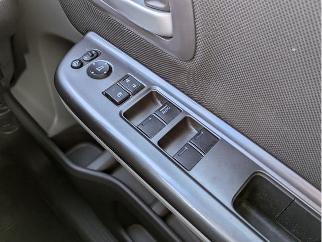 フリード Ｇ・ホンダセンシング　純正メモリーナビ　ＢＴオーディオ　フルセグ　ＤＶＤ　ミュージックサーバー　バックカメラ　衝突軽減ブレーキ　レーンアシスト　追従クルコン　ドラレコ　両側パワスラ　ステアリモコン　オートエアコン　ＥＴＣ（28枚目）