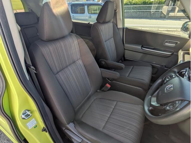 フリード Ｇ・ホンダセンシング　純正メモリーナビ　ＢＴオーディオ　フルセグ　ＤＶＤ　ミュージックサーバー　バックカメラ　衝突軽減ブレーキ　レーンアシスト　追従クルコン　ドラレコ　両側パワスラ　ステアリモコン　オートエアコン　ＥＴＣ（35枚目）