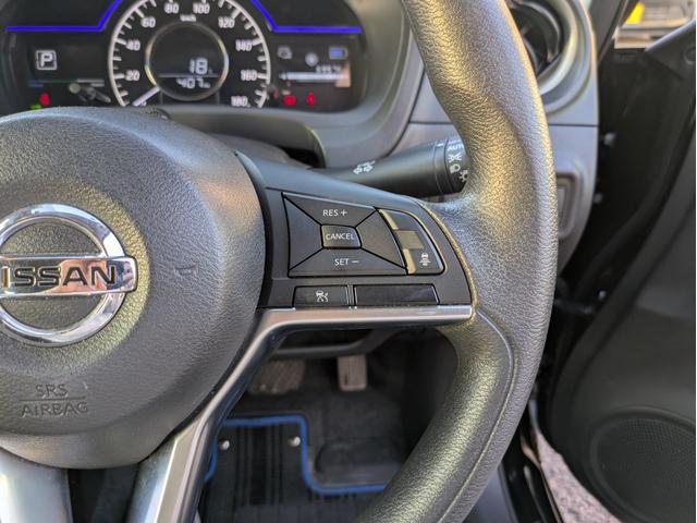 ノート e-パワー X 純正SDナビ BT/USB接続フルセグ DVD Mサーバー 全方位 バックカメラ 衝突軽減ブレーキ レーンアシスト 踏み間違い防止 追従クルコン 障害物センサー オートLED ステアリモコン ETC(27枚目)