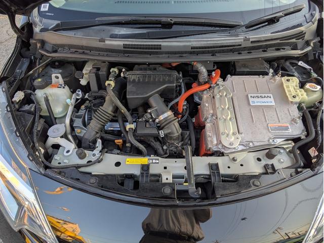 ノート e-パワー X 純正SDナビ BT/USB接続フルセグ DVD Mサーバー 全方位 バックカメラ 衝突軽減ブレーキ レーンアシスト 踏み間違い防止 追従クルコン 障害物センサー オートLED ステアリモコン ETC(58枚目)