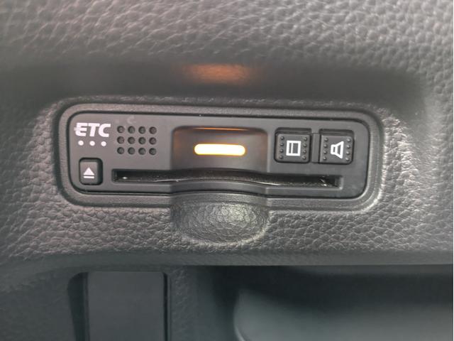 Ｎ－ＢＯＸカスタム Ｇ・Ｌホンダセンシング　純正ナビ　ＢＴオーディオ　ＤＶＤ　バックカメラ　衝突軽減ブレーキ　レーンアシスト　追従クルコン　片側パワスラ　オートＬＥＤ　フォグ　ステアリモコン　オートエアコン　純正アルミ　ロールカーテン　ＥＴＣ（19枚目）