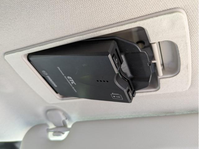 アクセラスポーツ 20Sツーリング Lパッケージ 純正ナビ BT/USB接続 フルセグ DVD バックカメラ 衝突軽減ブレーキ レーンアシスト 追従クルコン ドラレコ オートAC オートHID フォグ パドルシフト 純正アルミ ステアリモコン ETC(20枚目)