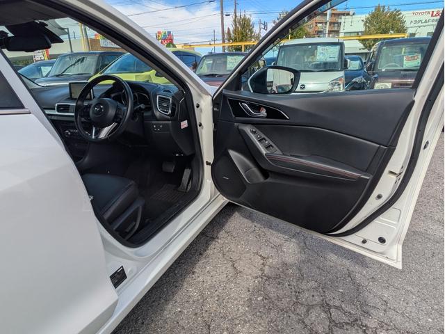 アクセラスポーツ 20Sツーリング Lパッケージ 純正ナビ BT/USB接続 フルセグ DVD バックカメラ 衝突軽減ブレーキ レーンアシスト 追従クルコン ドラレコ オートAC オートHID フォグ パドルシフト 純正アルミ ステアリモコン ETC(41枚目)