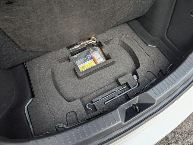 アクセラスポーツ 20Sツーリング Lパッケージ 純正ナビ BT/USB接続 フルセグ DVD バックカメラ 衝突軽減ブレーキ レーンアシスト 追従クルコン ドラレコ オートAC オートHID フォグ パドルシフト 純正アルミ ステアリモコン ETC(44枚目)