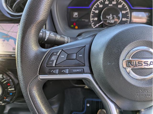 ノート e-パワー X 純正SDナビ BTオーディオ フルセグ DVD ミュージックサーバー 全方位 バックカメラ 衝突軽減ブレーキ レーンアシスト 障害物センサー オートLED 純正アルミ ステアリモコン ドラレコ ETC(19枚目)