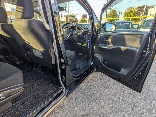 ヴォクシー V 純正SDナビ BTオーディオ フルセグ DVD バックカメラ Mサーバー 片側パワスラ オートLED フォグ ドラレコ クルコン オートエアコン 純正アルミ MTモード付AT ステアリモコン ETC(37枚目)