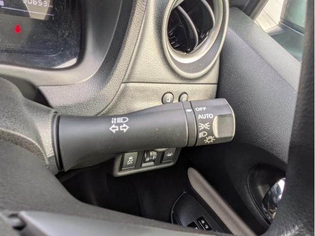 ノート ｅ－パワー　Ｘ　メモリーナビ　ＢＴオーディオ　フルセグＴＶ　ＤＶＤ再生　衝突軽減ブレーキ　レーンアシスト　障害物センサー　オートライト　純正１４インチアルミ　オートエアコン　横滑り防止装置　インテリキー　ＥＴＣ（21枚目）