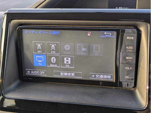 ノア Ｘ　純正ＳＤナビ　ＢＴオーディオ　フルセグＴＶ　ＤＶＤ再生　Ｍサーバー　バックカメラ　後席モニター　片側パワスラ　オートＬＥＤ　フォグ　ステアリモコン　ロールカーテン　ＭＴモード付ＡＴ　ＥＴＣ（16枚目）