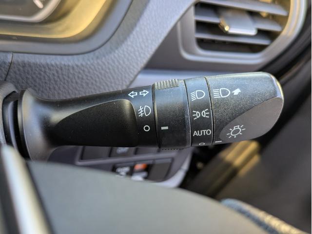 ノア Ｘ　純正ＳＤナビ　ＢＴオーディオ　フルセグＴＶ　ＤＶＤ再生　Ｍサーバー　バックカメラ　後席モニター　片側パワスラ　オートＬＥＤ　フォグ　ステアリモコン　ロールカーテン　ＭＴモード付ＡＴ　ＥＴＣ（24枚目）