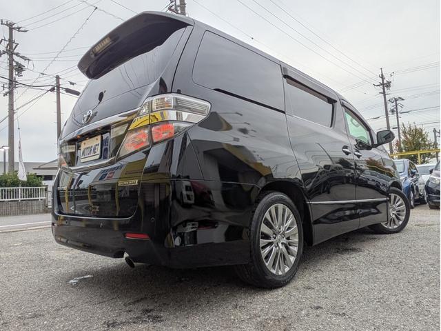 ヴェルファイア ２．４Ｚ　ゴールデンアイズＩＩ　純正ＨＤＤナビ　ＢＴオーディオ　Ｍサーバー　フルセグ　ＤＶＤ　後席モニター　Ｂカメラ　クルコン　障害物センサー　両側パワスラ　オートＨＩＤ　フォグ　ステアリモコン　電動リアゲート　純正アルミ　ＥＴＣ（66枚目）