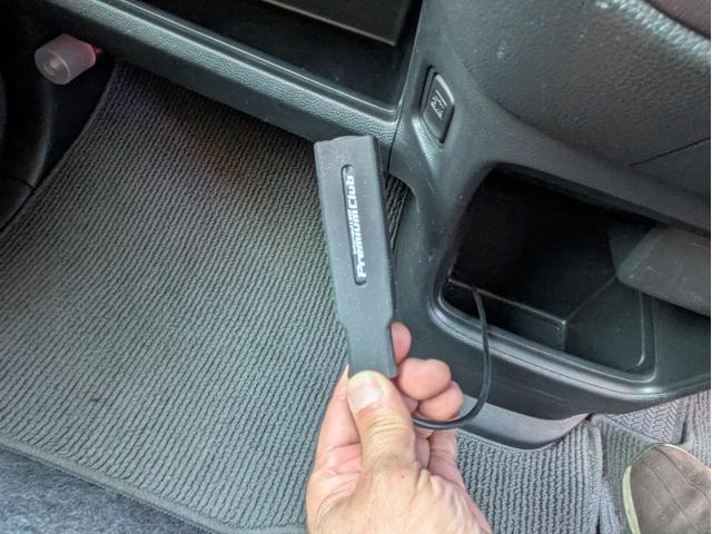 N-ONE プレミアム ツアラー・Lパッケージ 新品タイヤ装着 純正メモリーナビ BTオーディオ バックカメラ ワンセグ USB接続 DVD再生 オートエアコン オートHID フォグ パドルシフト ステアリモコン 純正アルミ 革巻ステア ETC(24枚目)