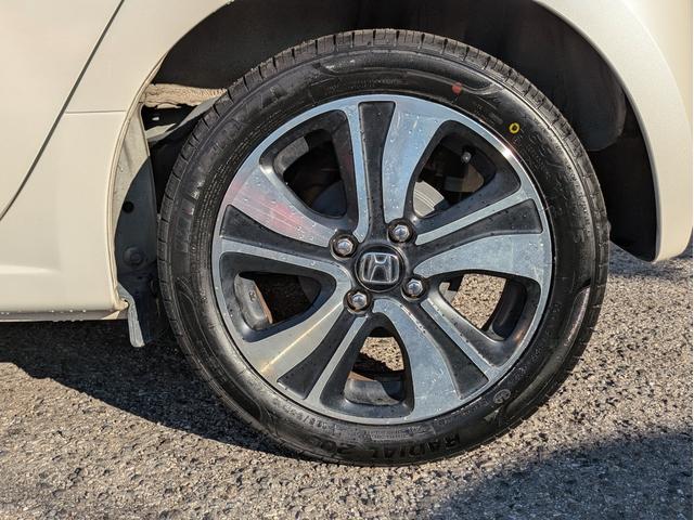 N-ONE プレミアム ツアラー・Lパッケージ 新品タイヤ装着 純正メモリーナビ BTオーディオ バックカメラ ワンセグ USB接続 DVD再生 オートエアコン オートHID フォグ パドルシフト ステアリモコン 純正アルミ 革巻ステア ETC(50枚目)