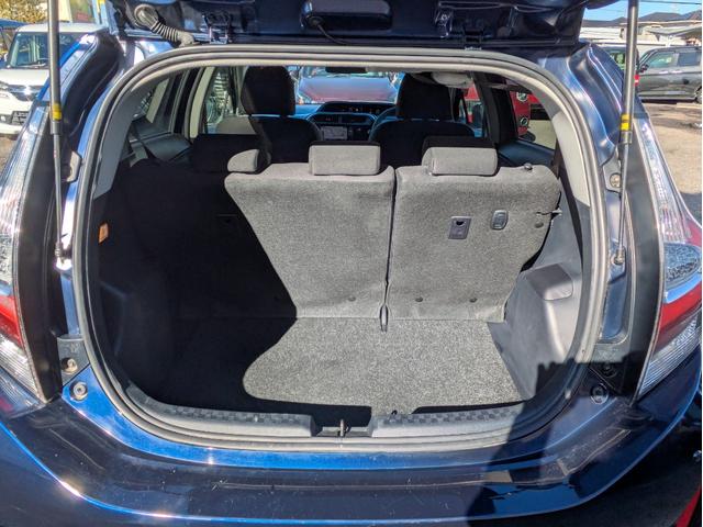 アクア Ｓスタイルブラック　純正ナビ　ＴＶフルセグ　Ｂカメラ　衝突軽減Ｂ　ＢＴ接続　ＢＴオーディオ　障害物センサー　　ＬＥＤライト　フォグランプ　オートＡＣ　シートヒーター　ステアリモコン　ＥＴＣ　オートハイビーム（11枚目）