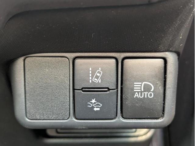 アクア Ｓスタイルブラック　純正ナビ　ＴＶフルセグ　Ｂカメラ　衝突軽減Ｂ　ＢＴ接続　ＢＴオーディオ　障害物センサー　　ＬＥＤライト　フォグランプ　オートＡＣ　シートヒーター　ステアリモコン　ＥＴＣ　オートハイビーム（25枚目）