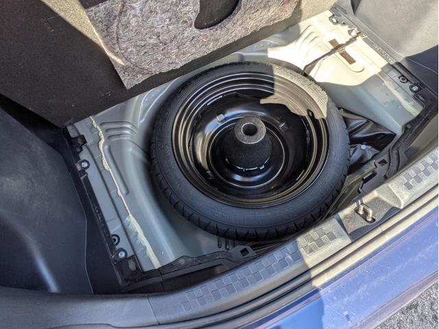 アクア Ｓスタイルブラック　純正ナビ　ＴＶフルセグ　Ｂカメラ　衝突軽減Ｂ　ＢＴ接続　ＢＴオーディオ　障害物センサー　　ＬＥＤライト　フォグランプ　オートＡＣ　シートヒーター　ステアリモコン　ＥＴＣ　オートハイビーム（38枚目）