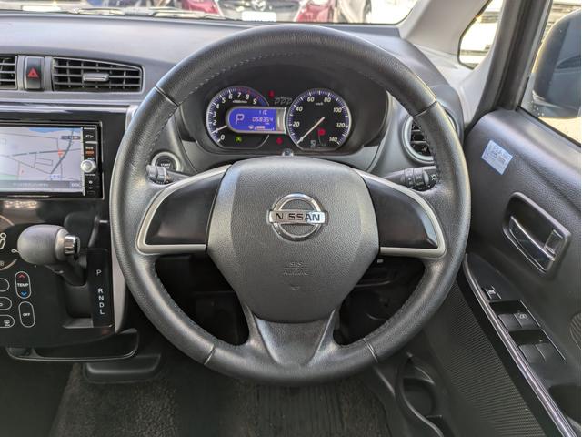 デイズ ハイウェイスター　Ｘ　新品タイヤ　純正ＳＤナビ　全周囲カメラ　Ｂカメラ　ドラレコ　ＥＴＣ　フルセグＴＶ　フロントフォグ　衝突軽減Ｂ　ＢＴ接続　ＢＴオーディオ　社外ＡＷ１４インチ　革巻きステア　オートハイビーム　ベンチシート（12枚目）