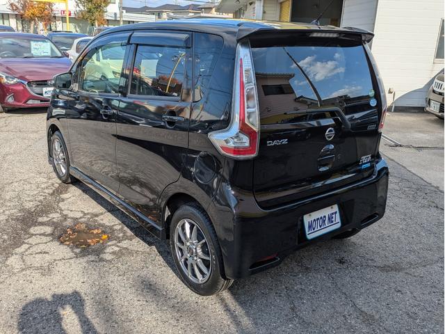 デイズ ハイウェイスター　Ｘ　新品タイヤ　純正ＳＤナビ　全周囲カメラ　Ｂカメラ　ドラレコ　ＥＴＣ　フルセグＴＶ　フロントフォグ　衝突軽減Ｂ　ＢＴ接続　ＢＴオーディオ　社外ＡＷ１４インチ　革巻きステア　オートハイビーム　ベンチシート（32枚目）