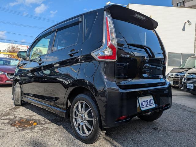 デイズ ハイウェイスター　Ｘ　新品タイヤ　純正ＳＤナビ　全周囲カメラ　Ｂカメラ　ドラレコ　ＥＴＣ　フルセグＴＶ　フロントフォグ　衝突軽減Ｂ　ＢＴ接続　ＢＴオーディオ　社外ＡＷ１４インチ　革巻きステア　オートハイビーム　ベンチシート（63枚目）