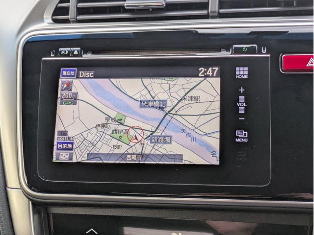 グレイス ハイブリッドＥＸ　純正ナビ　ＢＴオーディオ　ＵＳＢ接続　フルセグ　バックカメラ　衝突軽減ブレーキ　クルコン　オートＡＣ　シートヒーター　ステアリモコン　パドルシフト　純正アルミ　オートＬＥＤ　フォグ　ドラレコ　ＥＴＣ（14枚目）