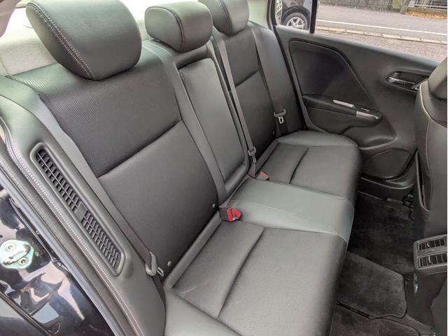 グレイス ハイブリッドＥＸ　純正ナビ　ＢＴオーディオ　ＵＳＢ接続　フルセグ　バックカメラ　衝突軽減ブレーキ　クルコン　オートＡＣ　シートヒーター　ステアリモコン　パドルシフト　純正アルミ　オートＬＥＤ　フォグ　ドラレコ　ＥＴＣ（37枚目）