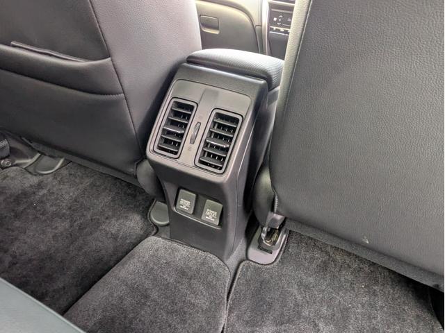 グレイス ハイブリッドＥＸ　純正ナビ　ＢＴオーディオ　ＵＳＢ接続　フルセグ　バックカメラ　衝突軽減ブレーキ　クルコン　オートＡＣ　シートヒーター　ステアリモコン　パドルシフト　純正アルミ　オートＬＥＤ　フォグ　ドラレコ　ＥＴＣ（39枚目）