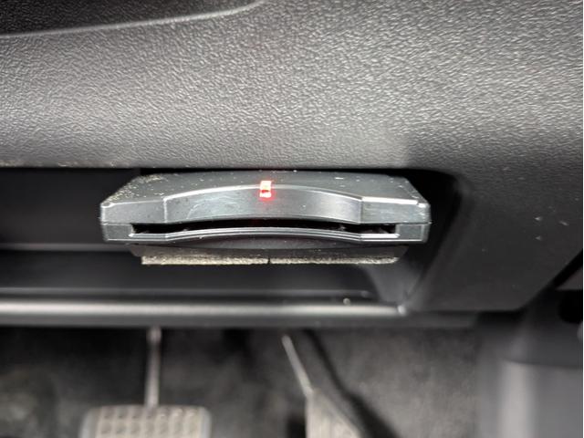 タント カスタムX スマートキー 社外CDデッキ USB接続 HIDヘッドライト フロントフォグ 片側パワスラ 純正14インチアルミ 革巻ステアリング アイドリングストップ 電動格納ウインカーミラー 盗難防止装置 ETC(16枚目)