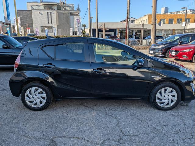 アクア Ｓ　純正ＨＤＤナビ　ＢＴオーディオ　フルセグＴＶ　ミュージックサーバー　ＤＶＤ再生　バックカメラ　オートライト　オートエアコン　スマートキー　ウインカーミラー　ＥＴＣ（44枚目）