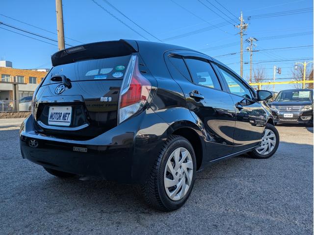 アクア Ｓ　純正ＨＤＤナビ　ＢＴオーディオ　フルセグＴＶ　ミュージックサーバー　ＤＶＤ再生　バックカメラ　オートライト　オートエアコン　スマートキー　ウインカーミラー　ＥＴＣ（56枚目）