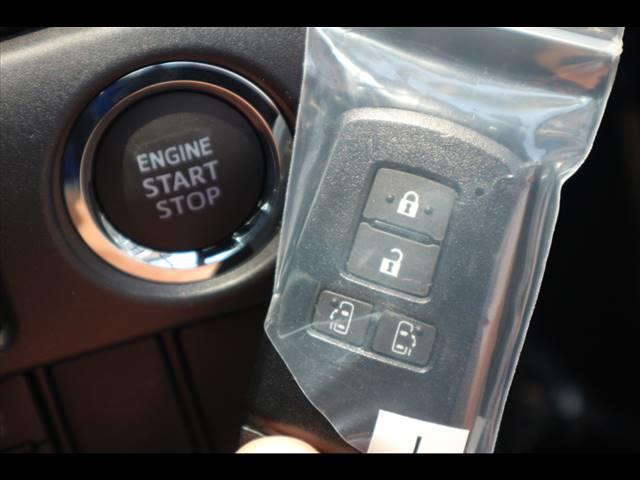Si ダブルバイビーIII 新車未登録 両側電動ドア クリアランスソナー セーフティセンス 純正アルミ スマートキー ハーフレザー クルーズコントロール LEDヘッドライト プッシュスタート USBポート(9枚目)
