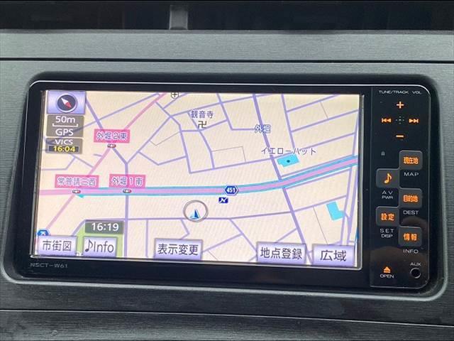 S OBDチェック済み 純正SDナビ CD DVD AUX端子 地デジ Bカメラ スマートキー ETC バックカメラ セキュリティーアラーム 全席オートパワーウィンドウ電動格納ミラー ステアリングリモコン(3枚目)