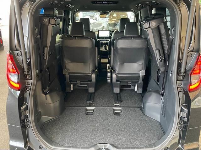 S-Z 新車未登録 快適pkg 10.5インチナビ LEDヘッドライト 両側電動ドア フルセグTV Bluetooth レーダークルーズ 純正アルミ シートヒーター DVD再生 ビルトインETC(18枚目)