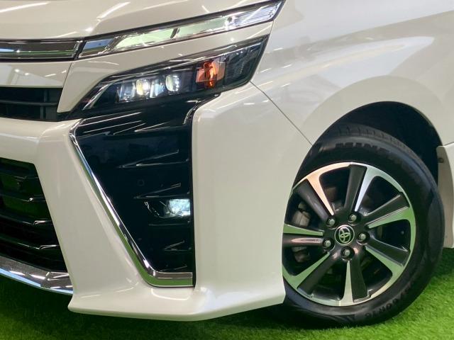 ヴォクシー ZS 煌III 9インチナビ 禁煙車 衝突軽減 レーンキープ 両側電動スライドドア クルーズコントロール 後席オートエアコン バックカメラ トヨタセーフティセンス クリアランスソナー ETC オートマチックハイビーム(69枚目)
