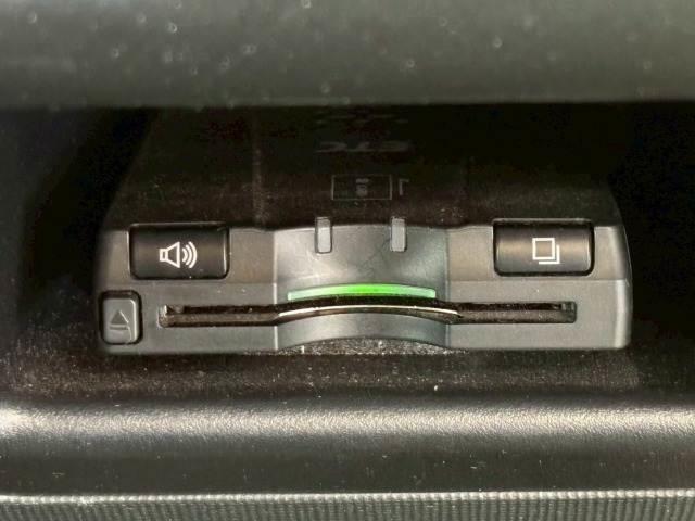 スペイド Ｇ　ＡＴタイヤ　電動スライドドア　シートヒーター　　純正メモリーナビ　バックカメラ　地デジ　ＤＶＤ再生　ＣＤ再生　Ｂｌｕｅｔｏｏｔｈ接続　プッシュスタート　スマートキー　フォグライト　バンパーカット（7枚目）
