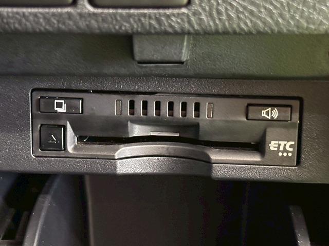 ヴェルファイア ３．５Ｚ　９型ナビ　後席モニター　ＣＤ／ＤＶＤデッキ　後席オートエアコン　レーダークルーズコントロール　クリアランスソナー　オートマチックハイビーム　バックカメラ　ＥＴＣ　両側電動スライドドア　オットマン（68枚目）