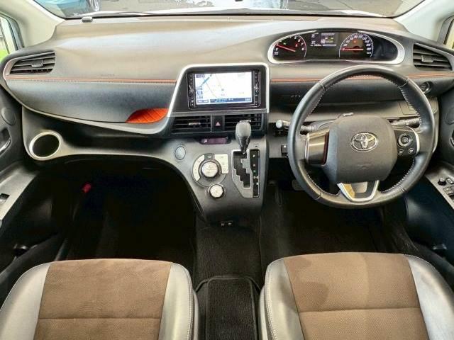 シエンタ Ｇ　Ｃｕｅｒｏ　７型ナビ　衝突軽減　レーンキープ　両側電動スライドドア　クリアランスソナー　オートマチックハイビーム　７人乗り　ＬＥＤヘッド　ＤＶＤ再生可　禁煙車　バックカメラ　ＥＴＣ　ＵＳＢ充電　スマートキー（2枚目）