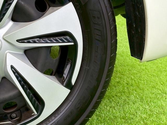 シエンタ Ｇ　Ｃｕｅｒｏ　７型ナビ　衝突軽減　レーンキープ　両側電動スライドドア　クリアランスソナー　オートマチックハイビーム　７人乗り　ＬＥＤヘッド　ＤＶＤ再生可　禁煙車　バックカメラ　ＥＴＣ　ＵＳＢ充電　スマートキー（22枚目）