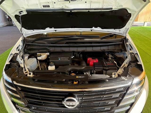 セレナ e-POWER ハイウェイスター V 12.3型ナビ 全方位 プロパイロット BSW  デジタルインナーミラー 後席オートエアコン クリアランスソナー 衝突軽減 レーンキープ ハンズフリーオートスライドドア 両側電動スライドドア 地デジ(18枚目)