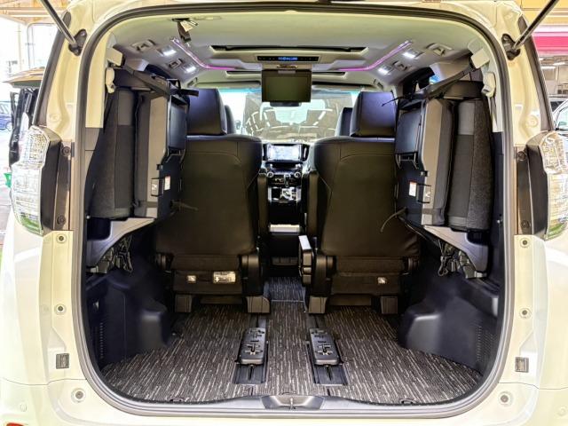 ヴェルファイア ＺＡ　モデリスタ　サンルーフ　９型ナビ　後席モニタ　レーダークルーズコントロール　後席オートエアコン　クリアランスソナー　衝突軽減　レーンキープ　バックカメラ　地デジ　両側電動スライドドア（42枚目）