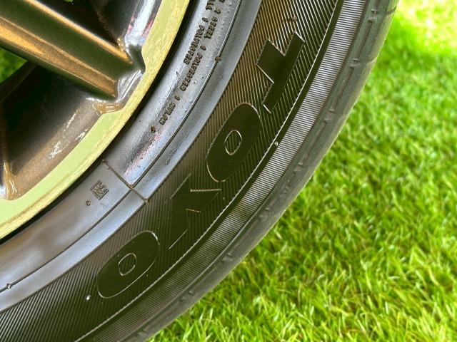 ヴォクシー ZS 4WD 9型ナビ 後席モニタ- 両側電動スライド LEDヘッドライト フロントフォグライト プッシュスタート スマートキー 7人乗り 3列シート 地デジ バックカメラ 純正アルミ オートエアコン(22枚目)