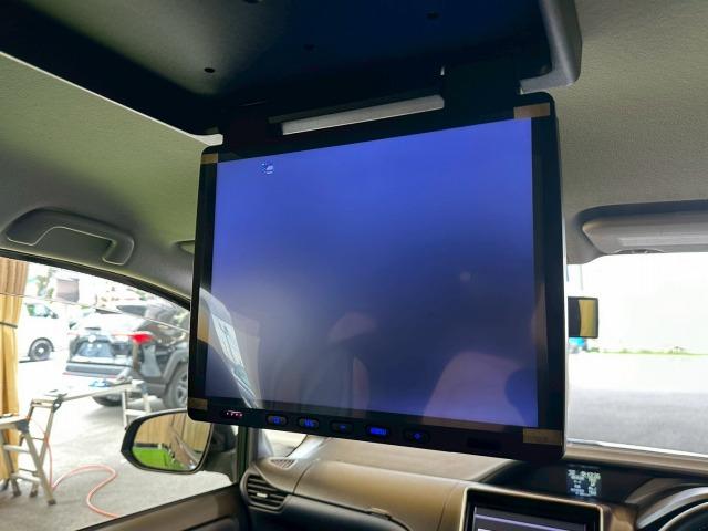 ヴォクシー ZS 4WD 9型ナビ 後席モニタ- 両側電動スライド LEDヘッドライト フロントフォグライト プッシュスタート スマートキー 7人乗り 3列シート 地デジ バックカメラ 純正アルミ オートエアコン(43枚目)