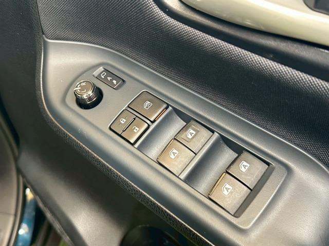 ヴォクシー ZS 4WD 9型ナビ 後席モニタ- 両側電動スライド LEDヘッドライト フロントフォグライト プッシュスタート スマートキー 7人乗り 3列シート 地デジ バックカメラ 純正アルミ オートエアコン(63枚目)