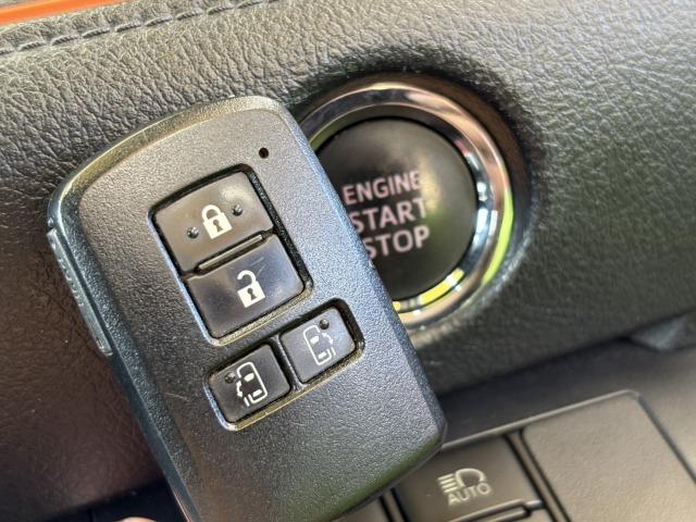 シエンタ Ｇ　クエロ　純正ナビ　衝突軽減　全方位　レーンキープＥＴＣ　オートマチックハイビーム　バックカメラ　地デジ　プッシュスタート　スマートキー　ＬＥＤヘッドライト　フロントフォグライト　両側電動スライドドア　ＥＴＣ（56枚目）