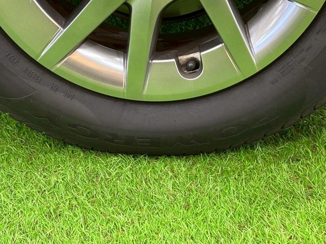 プリウスアルファ Ｇ　純正ナビ　クル－ズコントロール　衝突軽減　　レーンキープ　ＥＴＣ　オートマチックハイビーム　パワーシート　バックカメラ　コーナーセンサー　地デジ　Ｂｌｕｅｔｏｏｔｈ　フロントフォグ　プッシュスタート（23枚目）